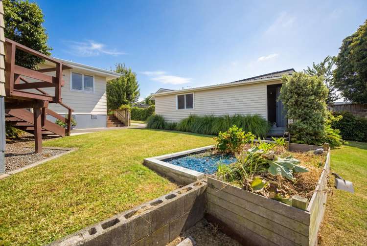 129 Kingswood Road Brookfield_25