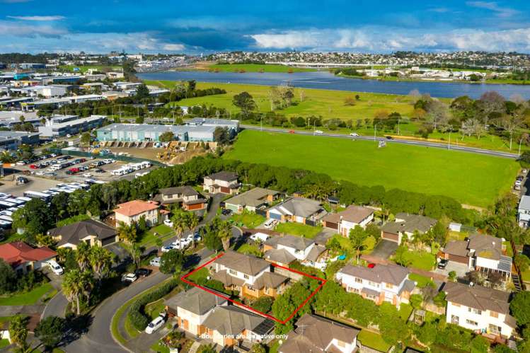 35 Kristin Lane Albany_19