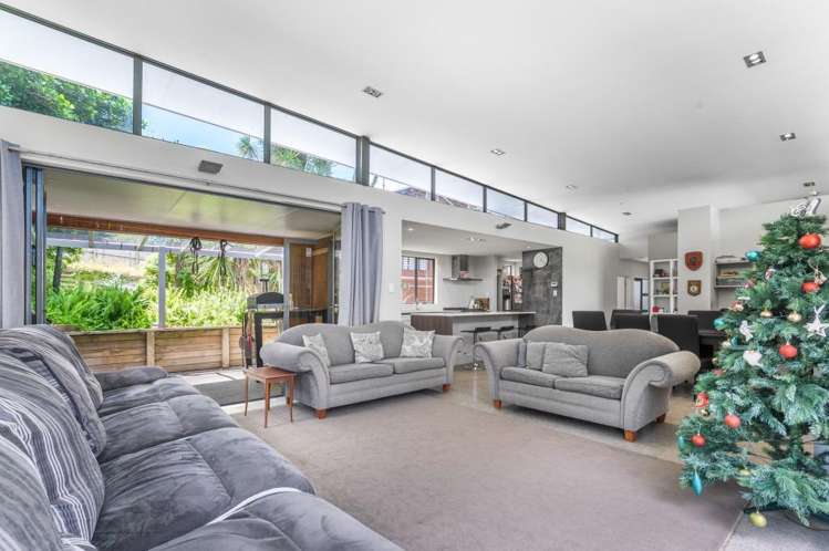 2/36 Penney Avenue 10044_4