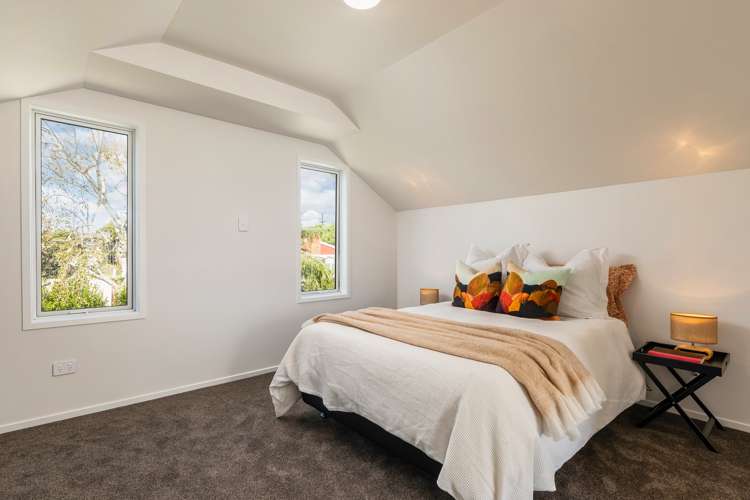 54 Cobham Crescent Kelston_19