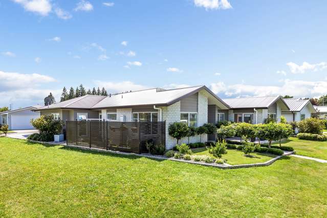 8 Maison Way Rangatira Park_2