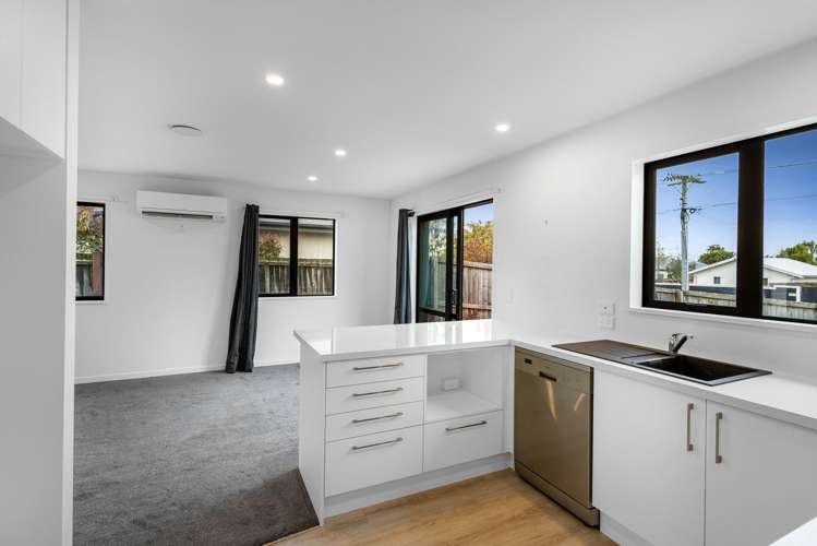 70 Ottawa Road Wainoni_8