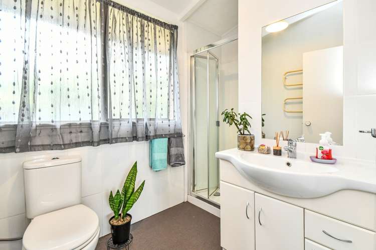 26 Oakmont Place Wattle Downs_14