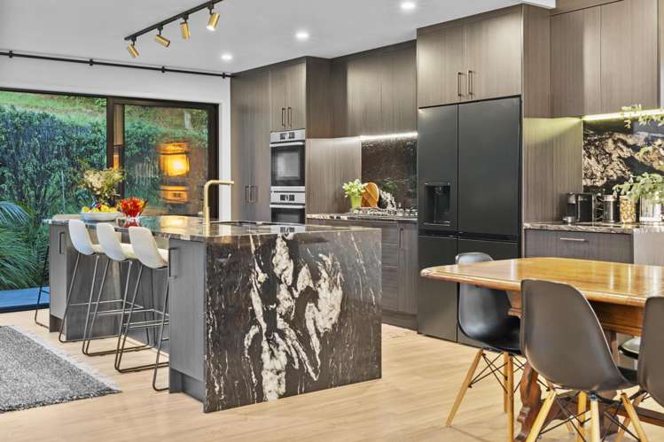 8A Park Road Surfdale_10