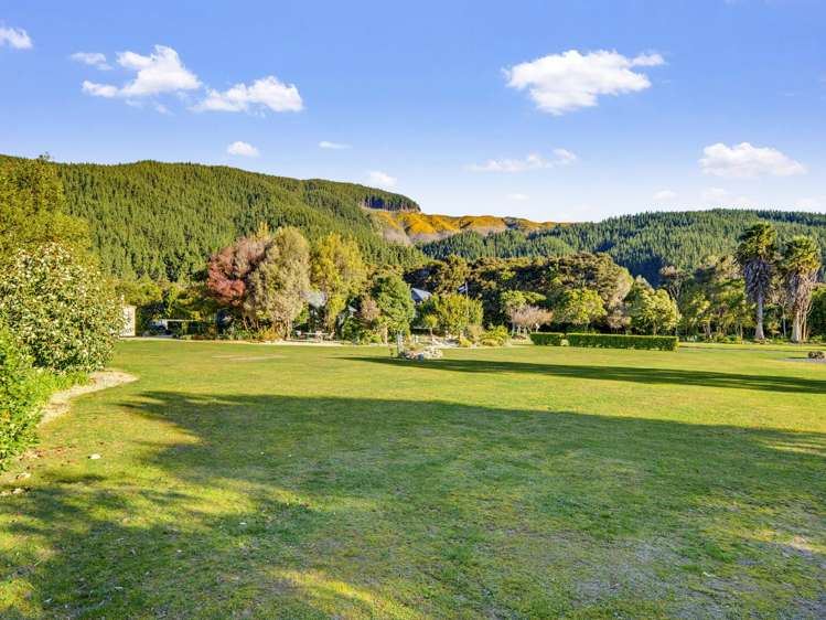 748 Kenepuru Road Marlborough Sounds_16