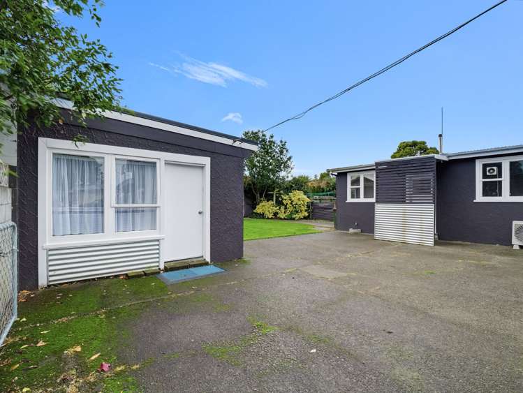 19 Hereford Street West End_32