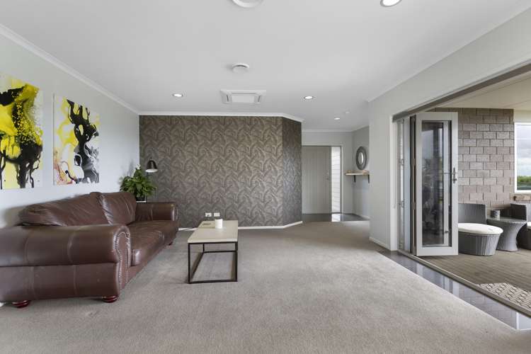 233 King Road Inglewood_11