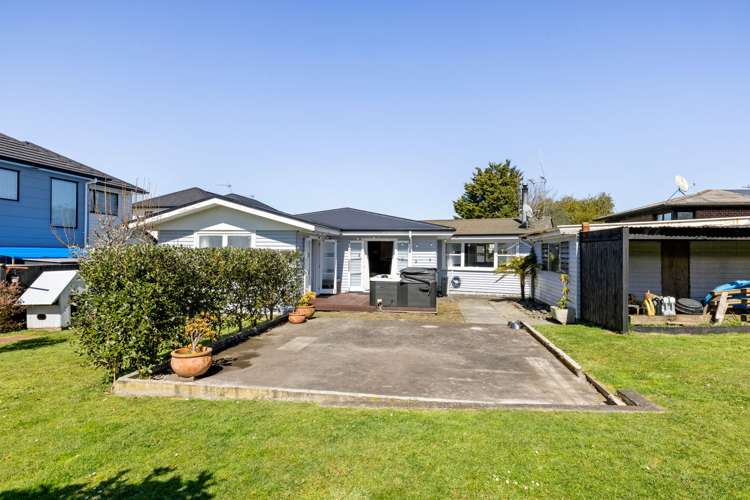 21 MacDonald Road Glenview_23