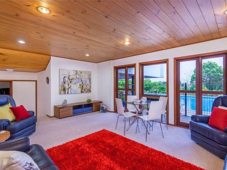 12 Atarua Gardens Waiatarua_13