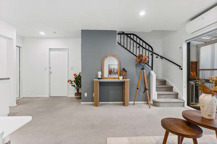 17/1 Melview Place New Lynn_6