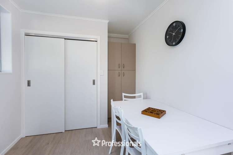 7 Garth Lane Maoribank_6