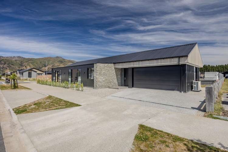 2 Pinn Street Lake Hawea_27