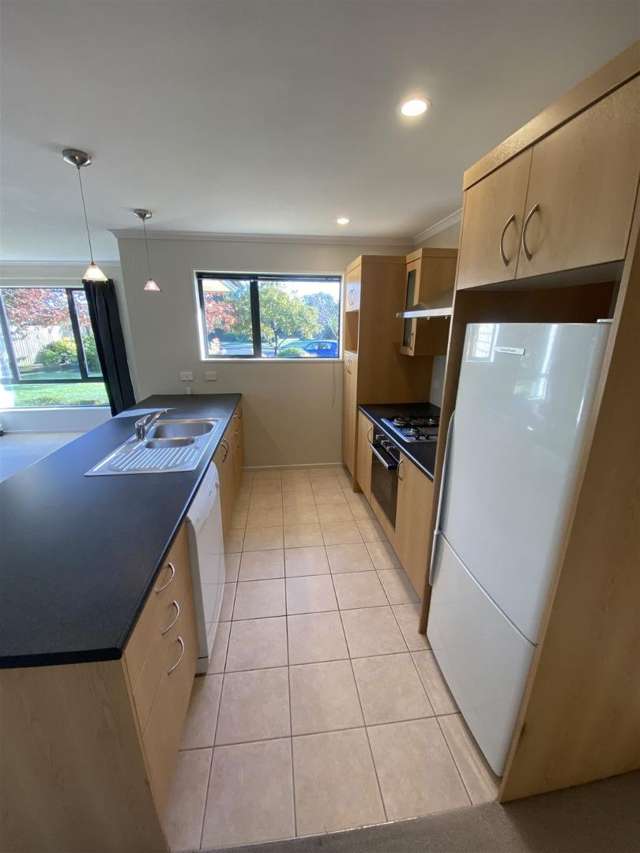 216 Southfield Drive Lincoln_1