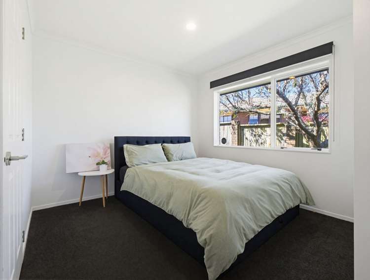 27 Basley Road Owhata_15