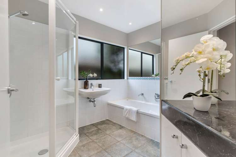 2/4 Rogers Avenue Eastern Beach_20