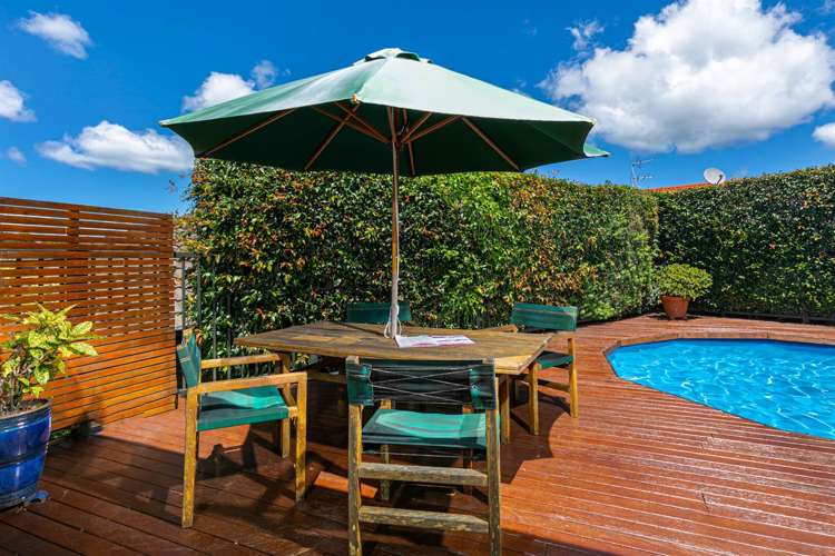 301a Glengarry Road Glen Eden_20