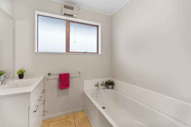 26 Cypress Grove Paraparaumu_14