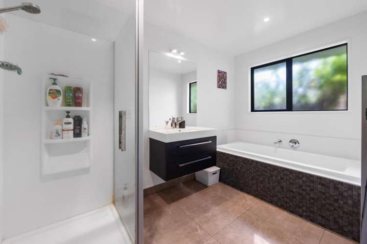 905 Ferry Road Woolston_18