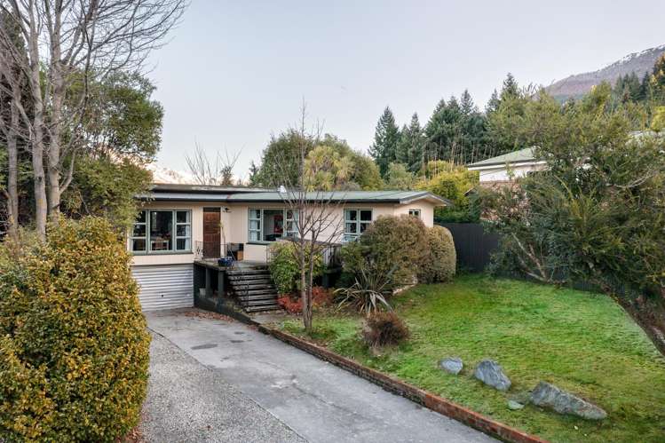 84 Thompson Street Queenstown_15