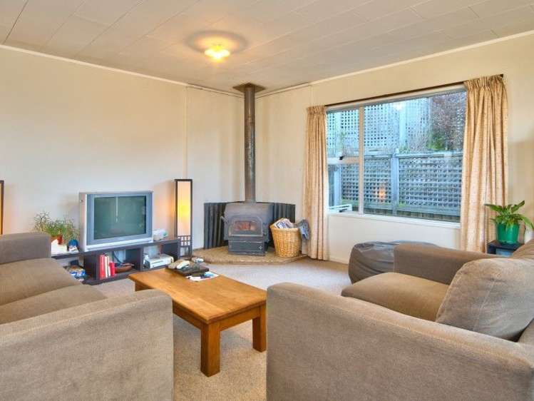 30 Avalon Crescent Fernhill/Sunshine Bay_8