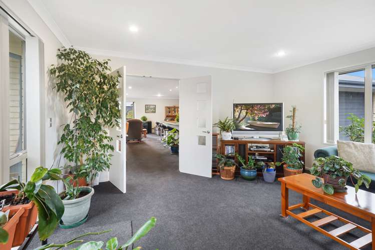 10 Charlie Stanton Place Shirley_6