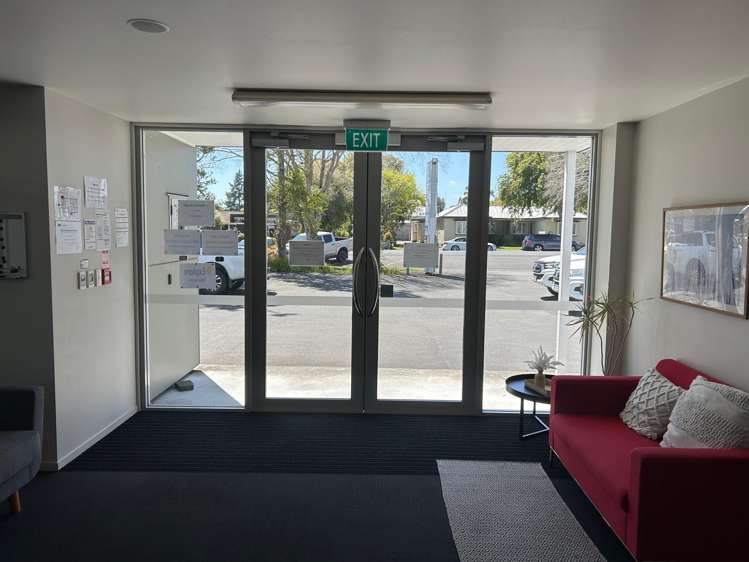 533 Grey Street Hamilton East_2