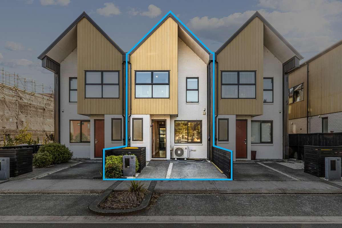 42 Glidepath Road_0