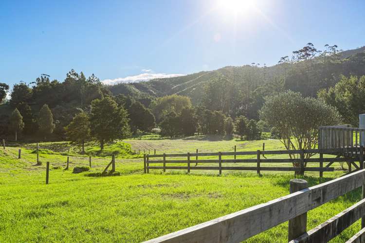 178 West Coast Road Makarau_17