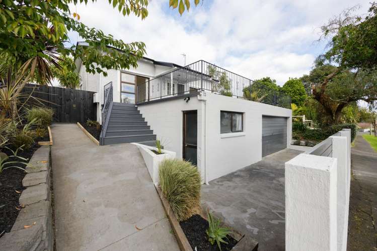 73 Queens Avenue_0