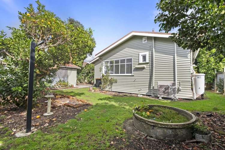 11 Lyndhurst Street Takaro_15