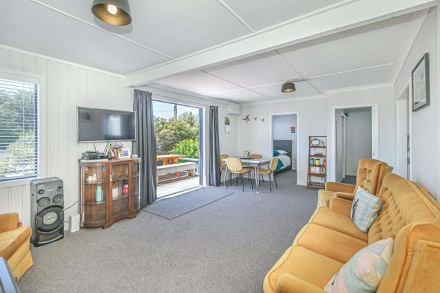 28 Ngatiawa Street Himatangi Beach_4