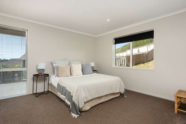 5 Carex Close Pyes Pa_14