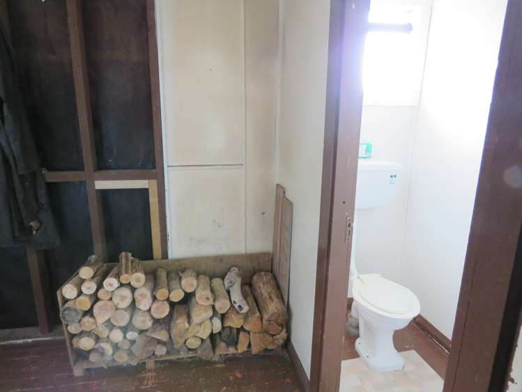 19 Fonblanque Street Westport_13