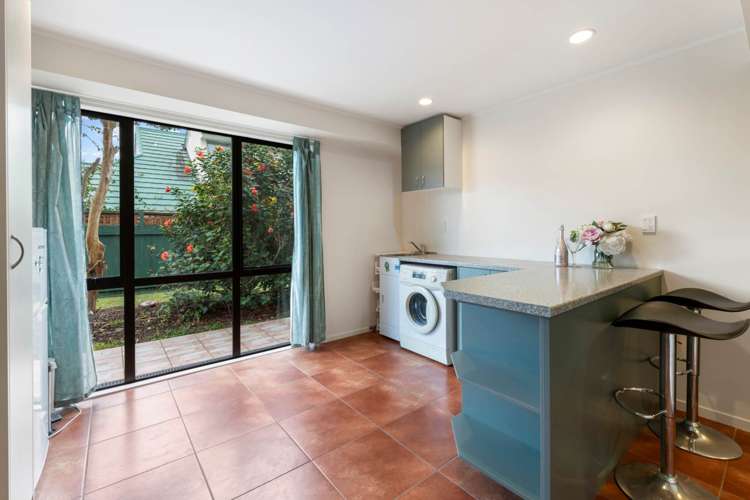 31 Clark Road Pahurehure_12