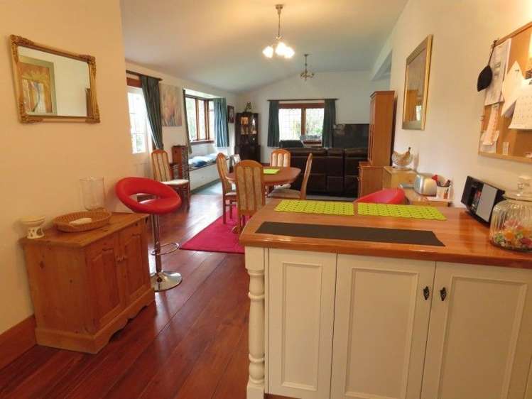 293 Hackthorne Road Carew_3