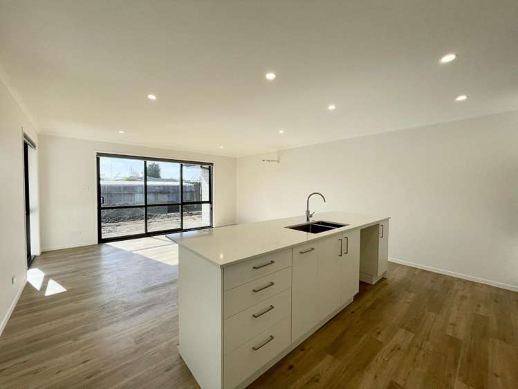 25a Woodleigh Street 2157_3