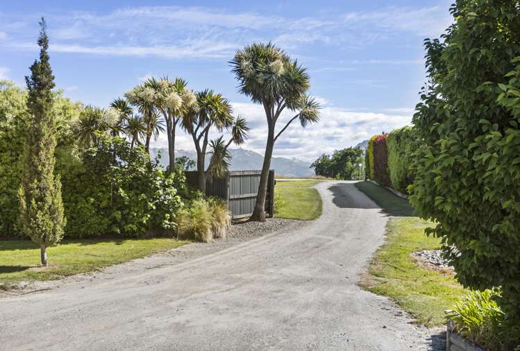 17 Parry Crescent Lake Hawea_2