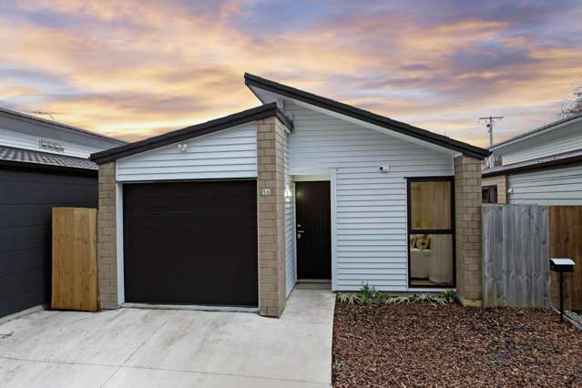 Easy Living Meets Modern Style