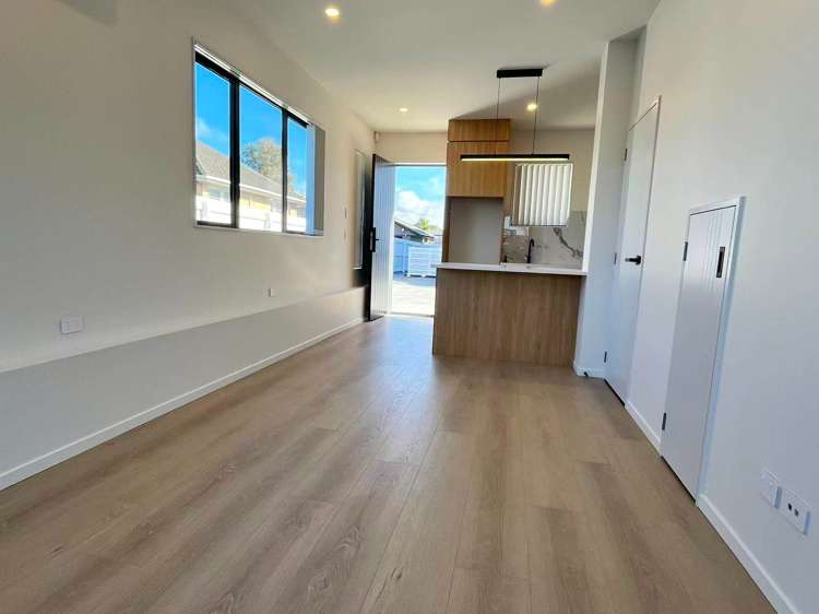 6/234 Te Atatu Road Te Atatu South_5