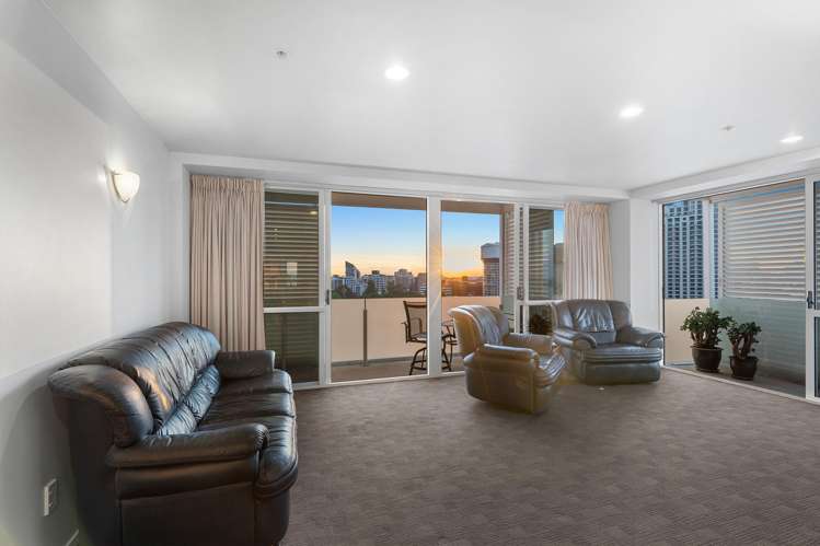 2203/10 Waterloo Quadrant_5