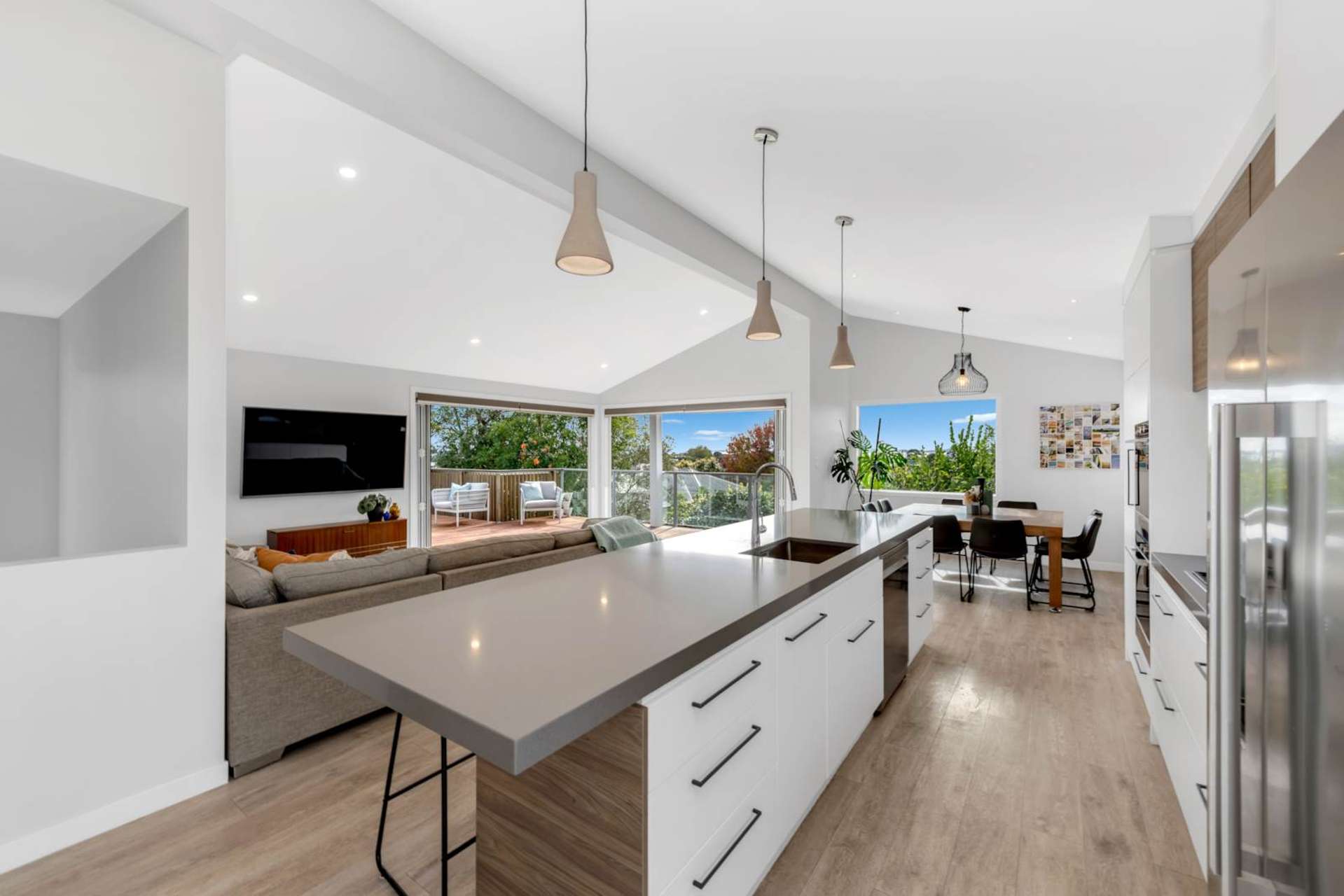 11 Shelly Bay Road Beachlands_0