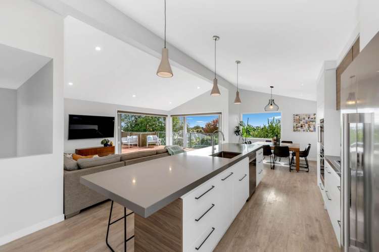 11 Shelly Bay Road Beachlands_0