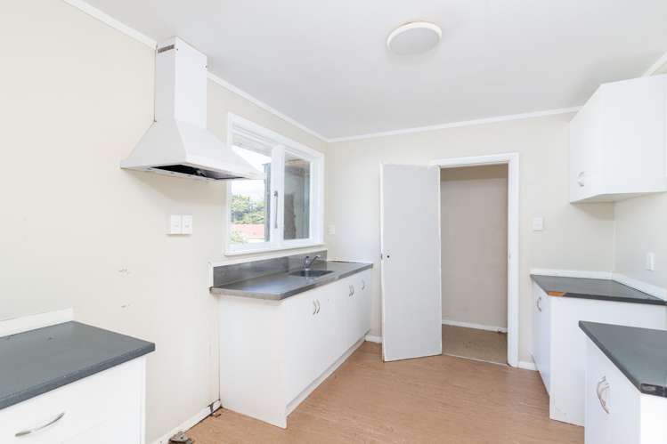 3 Ngaturi Grove Wainuiomata_7