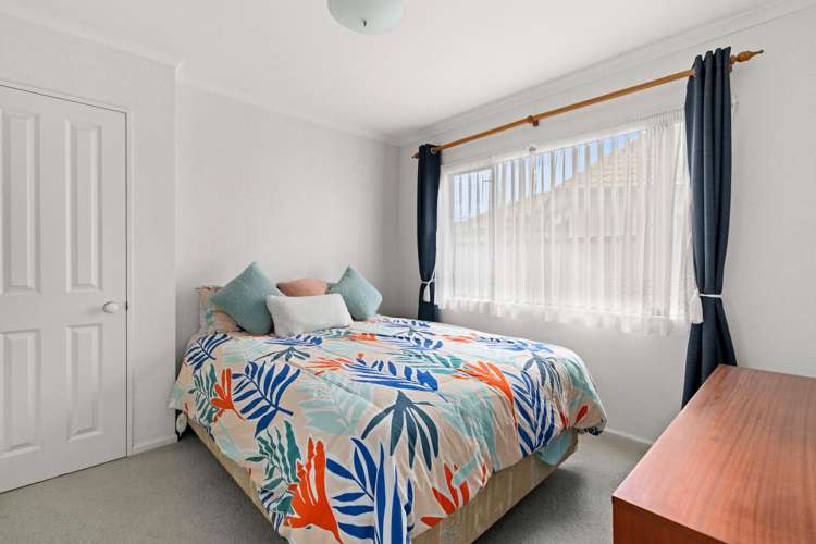 27 Beaufort Mews Taradale_13