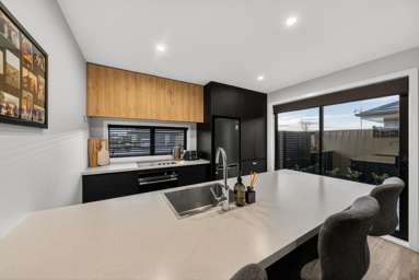 16 Paroto Street_1