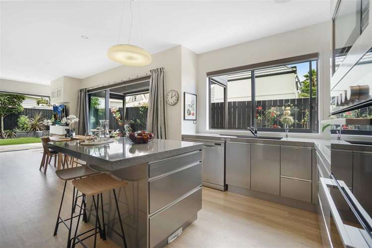 136 East Coast Road Forrest Hill_9