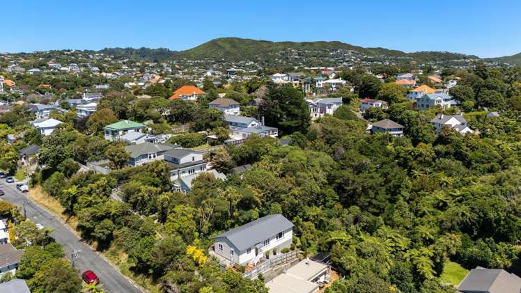 55 Nottingham Street Karori_43