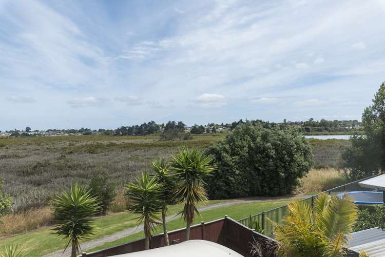 27 Fergy Crescent Wattle Downs_16