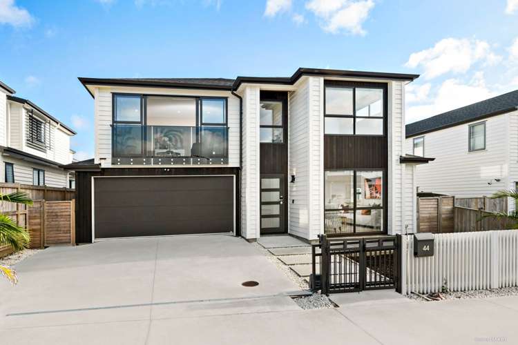 44 Kokowai Parade Hobsonville_17