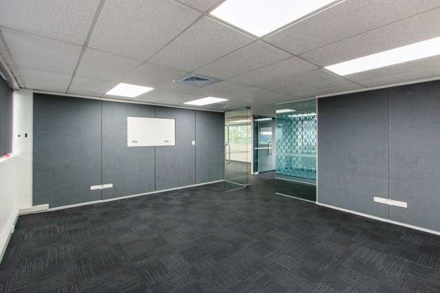 Office 1/84-90 Mokoia Road Birkenhead_4